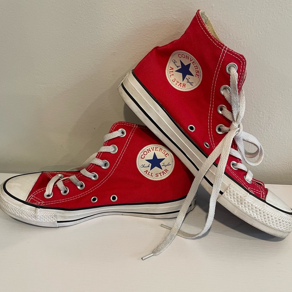 Converse Red and White High-Tops- used. W- 7.5, M-5.5